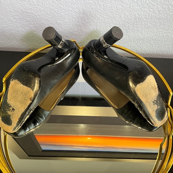 Vintage Y2K Authentic Chanel Square Toe Cylinder Heel Black Pumps Damaged 9B - Picture 10 of 14